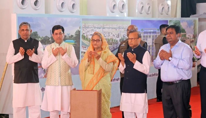 বঙ্গবাজার বহুতল ভবনসহ ৪ প্রকল্পের ভিত্তি উদ্বোধন