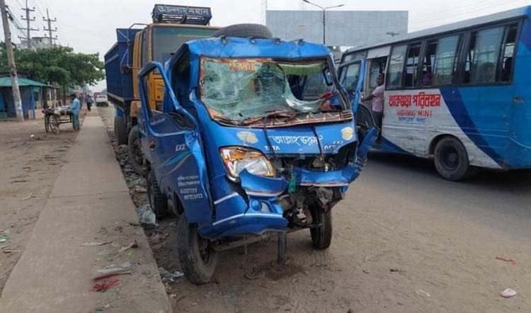 গাজীপুর ও কুড়িগ্রামে সড়ক দুর্ঘটনায় নিহত ৩