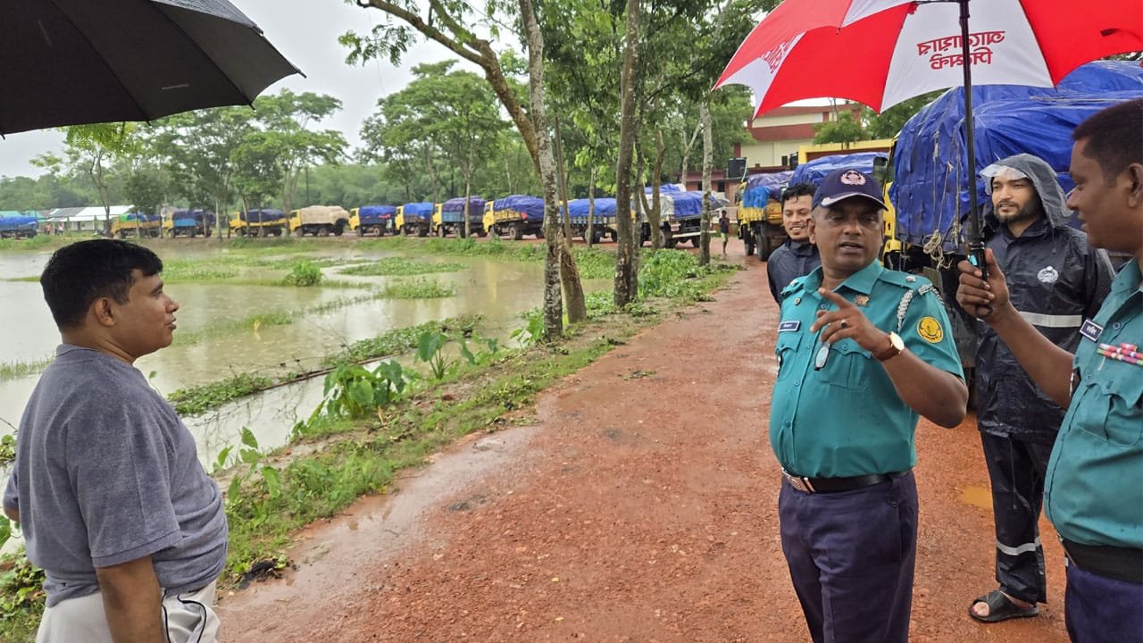 সিলেটে অবৈধপথে আসা ১৪ ট্রাক ভারতীয় চিনি জব্দ