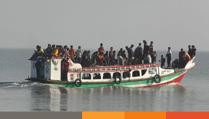 ভোলায় মেঘনার ‘ডেঞ্জার জোনে’ অবৈধ নৌযানের ছড়াছড়ি