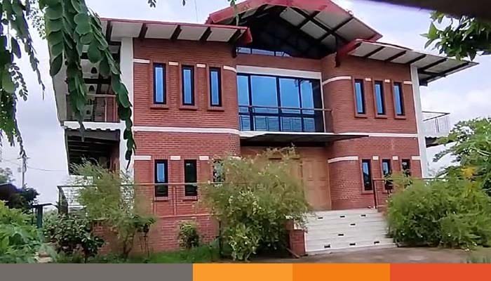 প্রশাসনের তত্ত্বাবধানে বেনজীরের রূপগঞ্জের ডুপ্লেক্স বাড়ি