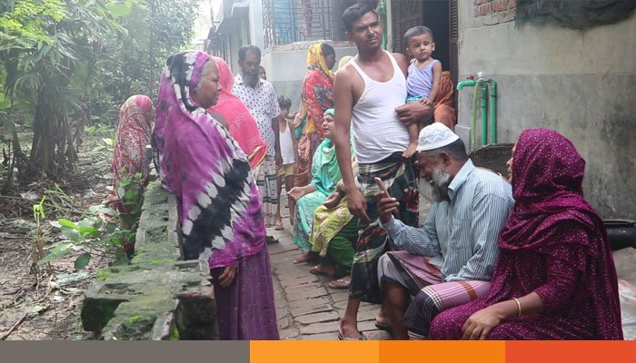 নওগাঁয় শোকে স্তব্ধ সৌদিতে আগুনে পুড়ে নিহতদের পরিবার