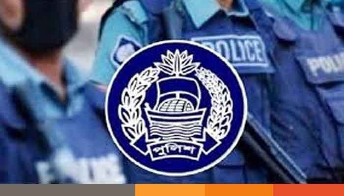 থানাগুলোতে কার্যক্রম শুরু না হওয়ায় রাজধানীজুড়ে আতঙ্ক