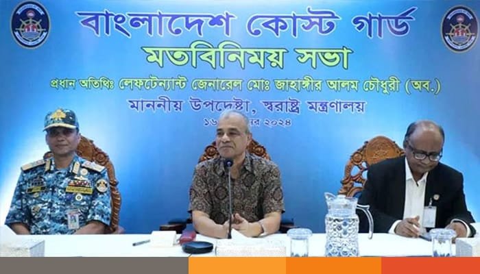 প্রতিবেশী দেশে ইলিশ ও সার চোরাচালানের ঝুঁকি রয়েছে: স্বরাষ্ট্র উপদেষ্টা