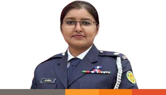 সেই পুলিশ কর্মকর্তা সানজিদাসহ পুলিশের ৩৫ কর্মকর্তাকে বদলি