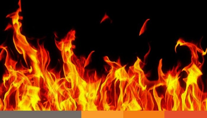 হবিগঞ্জে অগ্নিকান্ডে ৮টি দোকান পুড়ে ছাই