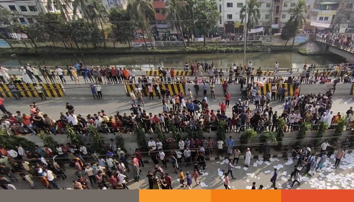 শিক্ষার্থীদের লাগামহীনতার কারণ কী?