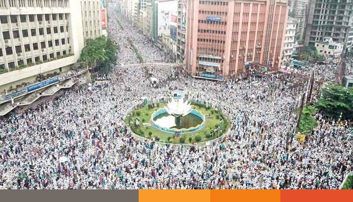 শাপলা চত্বরে গণহত্যা: হাসিনাসহ ৪৪ জনের বিরুদ্ধে হেফাজতের অভিযোগ