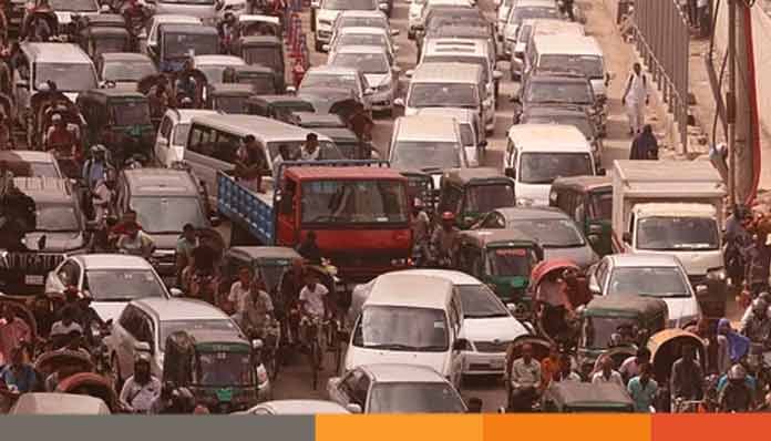 Traffic-Jam রাজধানীতে তীব্র যানজট, ভোগান্তিতে নগরবাসী