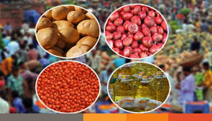বাজারে উত্তাপ ছড়াচ্ছে আলু, পেঁয়াজ, ডাল, তেল