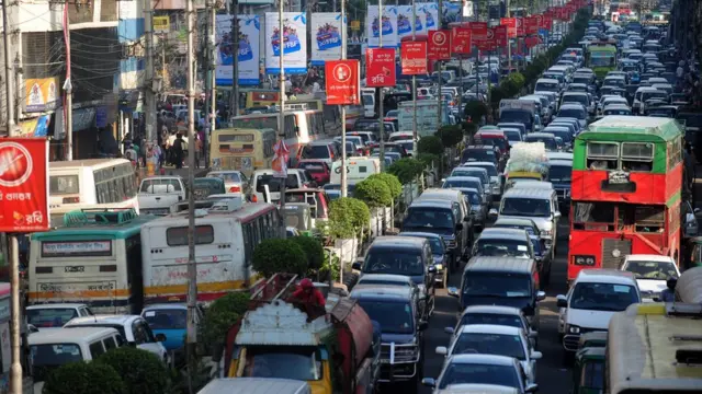 অচল ঢাকা