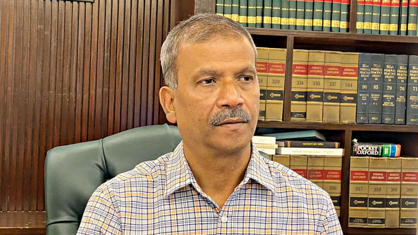 আইন উপদেষ্টা আসিফ নজরুল