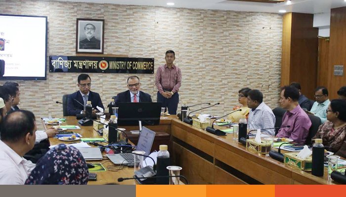 উপদেষ্টা জীবনযাত্রাকে সহজ করতে কাজ করার অঙ্গীকার নতুন বাণিজ্য উপদেষ্টার