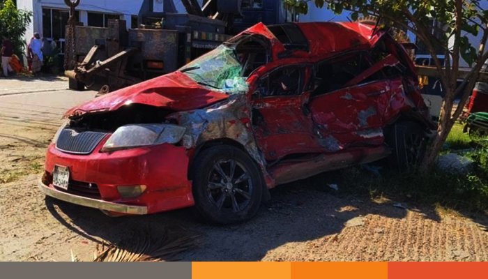 নিহত ৩ গাজীপুরে বাসচাপায় প্রাইভেটকারের ৩ যাত্রী নিহত