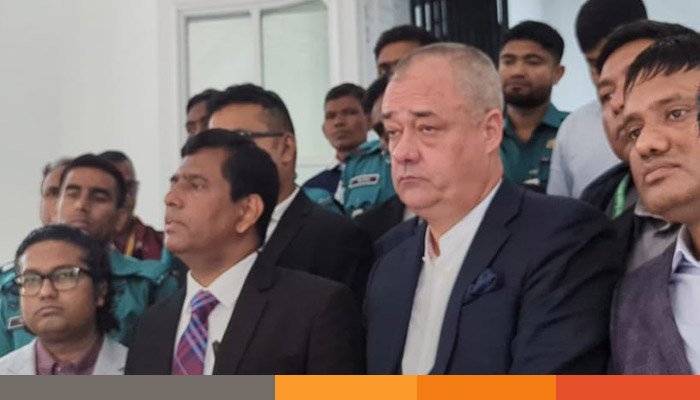 শেখ হাসিনাকে ভারত থেকে আনা ও বিচার বিষয়ে যা বললেন টবি ক্যাডম্যান শেখ হাসিনাকে ভারত থেকে আনা ও বিচার বিষয়ে যা বললেন টবি ক্যাডম্যান