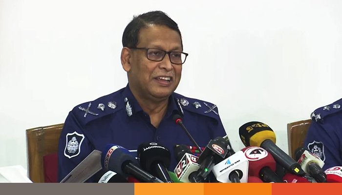 গণহারে পুলিশ কাউকে গ্রেপ্তার করবে না: আইজিপি