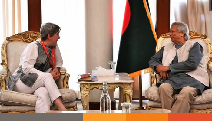 উপদেষ্টা ফেসবুকে বাংলাদেশ নিয়ে অপপ্রচার ঠেকাতে বললেন প্রধান উপদেষ্টা