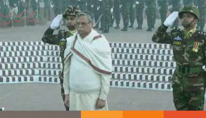 মহান বিজয় দিবসে জাতীয় স্মৃতিসৌধে রাষ্ট্রপতির শ্রদ্ধা