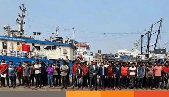 ভারত থেকে ফিরলেন মুক্তি পাওয়া ৯০ জেলে-নাবিক