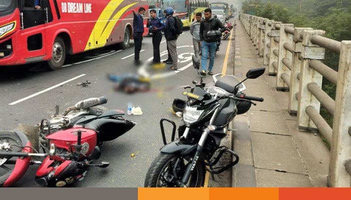 ছুটির দিনে পৃথক সড়ক দুর্ঘটনায় নিহত ৬