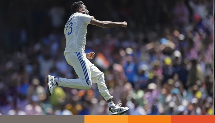 অস্ট্রেলিয়ার ব্যাটিংয়ে ধস নামিয়ে লিড ভারতের