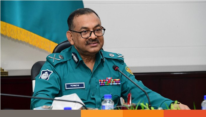 পুলিশ কাউকে মারতে চায়না, মরতেও চায় না