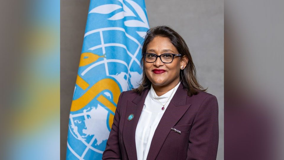 বিশ্ব স্বাস্থ্য সংস্থার পদ বাগিয়ে নেন পুতুল