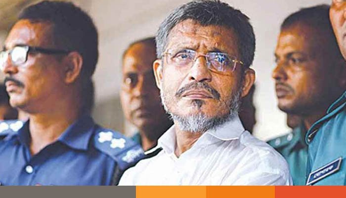 পবিত্র ওমরাহ পালনের যাত্রাপথে অসুস্থ বাবর, দুবাইয়ের একটি হাসপাতালে ভর্তি