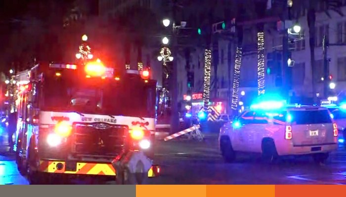 যুক্তরাষ্ট্রে ভিড়ের মধ্যে উঠে গেল গাড়ি, নিহত ১০