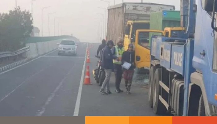 ঢাকা-মাওয়া এক্সপ্রেসওয়েতে ৫ গাড়ির সংঘর্ষ, আহত ২০