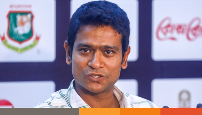 কেন হঠাৎ নির্বাচকের পদ ছাড়লেন হান্নান সরকার?