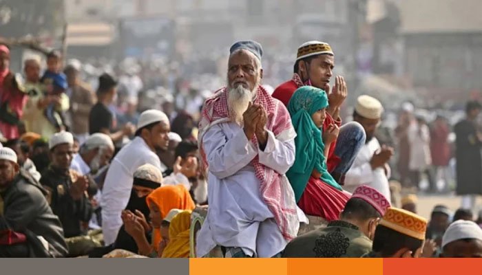 আখেরি মোনাজাতের মধ্য দিয়ে শেষ হলো ৫৮তম বিশ্ব ইজতেমার প্রথম পর্ব