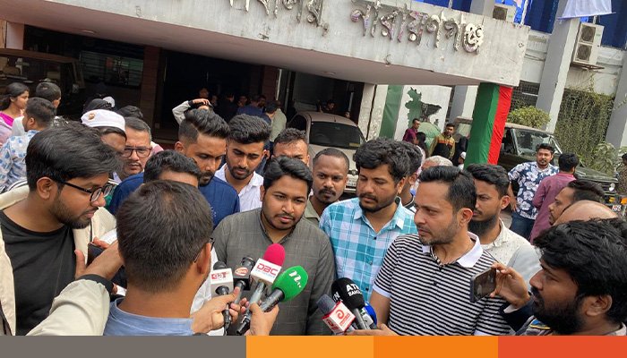 ফেব্রুয়ারিতেই ছাত্রদের রাজনৈতিক দল গঠন করা হবে: আল আমিন ফেব্রুয়ারিতেই ছাত্রদের রাজনৈতিক দল গঠন করা হবে: আল আমিন