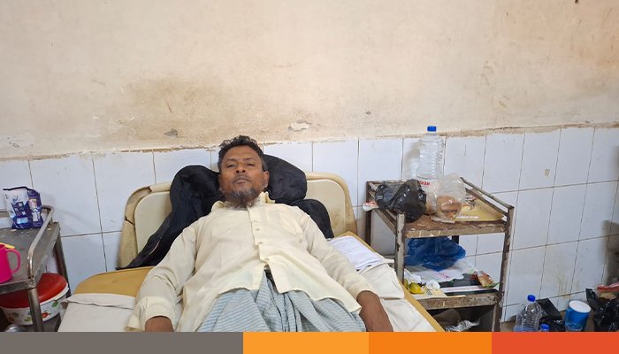 কৃষকদল নেতাকে পেটালেন বিএনপি নেতা কৃষকদল নেতাকে পেটালেন বিএনপি নেতা