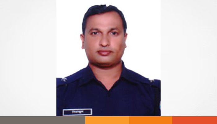 বাসে ডাকাতি: নাটোরের বড়াইগ্রাম থানার ওসি প্রত্যাহার