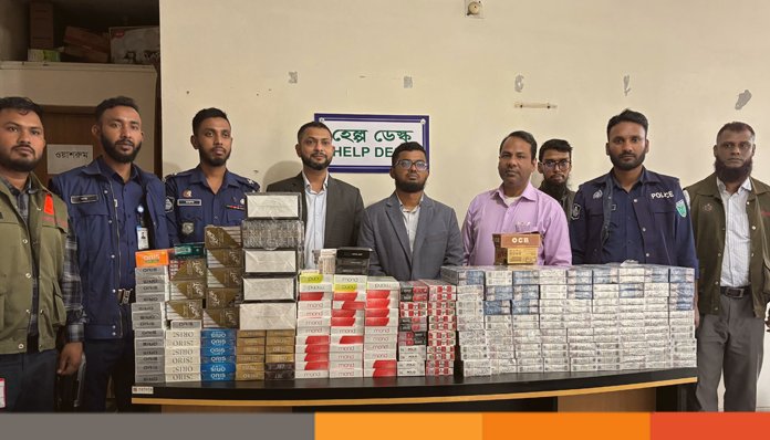 অবৈধ সিগারেট জব্দে ৩ জেলায় অভিযান, ৫৫ হাজার শলাকা সিগারেট জব্দ অবৈধ সিগারেট জব্দে ৩ জেলায় অভিযান, ৫৫ হাজার শলাকা সিগারেট জব্দ