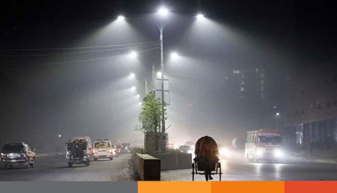 আবহাওয়ার পূর্বাভাস রাতের তাপমাত্রা ২ ডিগ্রি কমতে পারে আবহাওয়ার পূর্বাভাস: রাতের তাপমাত্রা ২ ডিগ্রি কমতে পারে