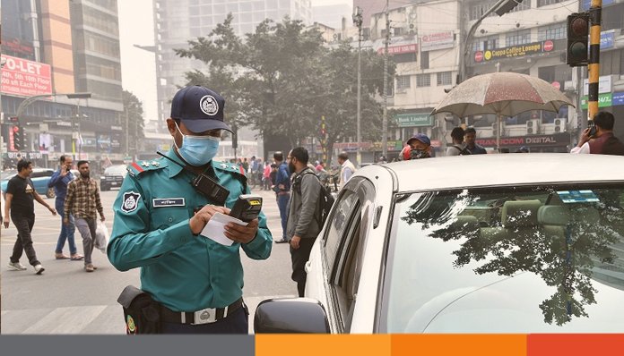 ট্রাফিক আইন লঙ্ঘনে গত তিনদিনে ডিএমপির ৪০১৬ মামলা ট্রাফিক আইন লঙ্ঘনে গত তিনদিনে ডিএমপির ৪০১৬ মামলা