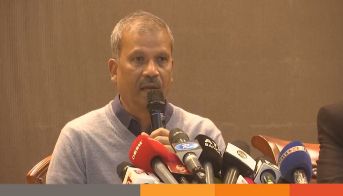 হুটহাট করে কাউকে জামিন দেবেন না : আসিফ নজরুল