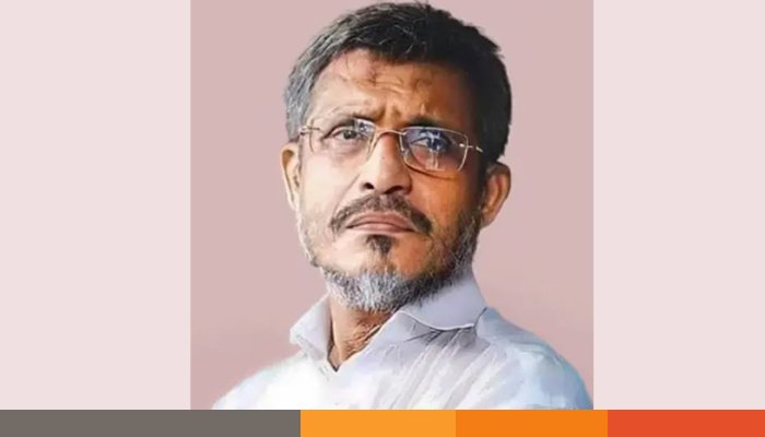 BABOR ঘুষ গ্রহণের মামলায় জামিন পেলেন লুৎফুজ্জামান বাবর ঘুষ গ্রহণের মামলায় জামিন পেয়েছেন সাবেক স্বরাষ্ট্র প্রতিমন্ত্রী ও বিএনপি নেতা লুৎফুজ্জামান বাবর। বৃহস্পতিবার (৬ মার্চ) ঢাকার বিশেষ জজ-৩ আদালতের বিচারক মো. আবু তাহের এ আদেশ দেন। মামলায় বিএনপির ভারপ্রাপ্ত চেয়ারম্যান তারেক রহমান ও লুৎফুজ্জামান বাবরসহ আটজনের বিরুদ্ধে যুক্তিতর্ক উপস্থাপনের জন্য আগামী ১৮ মার্চ দিন ধার্য করেছেন আদালত। বসুন্ধরা গ্রুপের পরিচালক সাব্বির হত্যা মামলার আসামি সাফিয়াত সোবাহান সানভীরকে দায়মুক্তি দিতে ২১ কোটি টাকা ঘুষ গ্রহণের মামলায় জামিন পেয়েছেন সাবেক স্বরাষ্ট্র প্রতিমন্ত্রী লুৎফুজ্জামান বাবর। বৃহস্পতিবার (৬ মার্চ) ঢাকার বিশেষ জজ-৩ আদালতের বিচারক মো. আবু তাহের এই আদেশ দেন। এই মামলায় বিএনপির ভারপ্রাপ্ত চেয়ারম্যান তারেক রহমান ও বাবরসহ ৮ জনের বিরুদ্ধে যুক্তিতর্ক উপস্থাপনের জন্য আগামী ১৮ মার্চ তারিখ নির্ধারণ করেছেন আদালত। জানা গেছে, বসুন্ধরা গ্রুপের পরিচালক সাব্বির হত্যা মামলার আসামি সানভীরকে দায়মুক্তি দিতে ২১ কোটি টাকা ঘুষ গ্রহণের অভিযোগে ২০০৭ সালে রাজধানীর রমনা থানায় এই মামলাটি দায়ের করা হয়। মামলার অপর আসামিরা হলেন, তারেক রহমানের তৎকালীন এপিএস মিয়া নুর উদ্দিন অপু, কাজী সালিমুল হক কামাল, আহমেদ আকবর সোবহান, সাফিয়াত সোবহান, সাদাত সোবহান ও আবু সুফিয়ান।