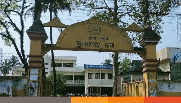 টহল পুলিশকে ট্রাকে নিয়ে পালানোর চেষ্টা, আটক ২