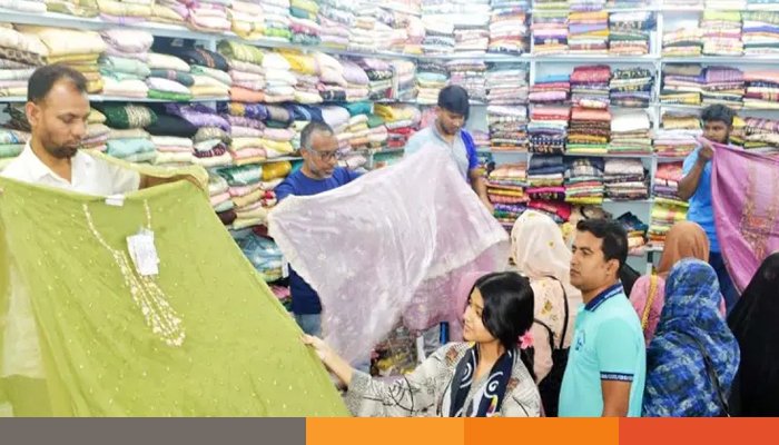 ঈদ বাজারে ভারত আউট, দেশি-পাকিস্তানি পণ্যের দাপট