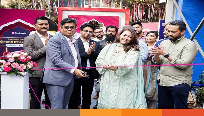 রাজধানীতে ফুডপ্যান্ডার ইফতার বাজার শুরু