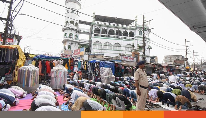 রাস্তায় ঈদের নামাজ পড়লেই পাসপোর্ট-ড্রাইভিং লাইসেন্স বাতিল