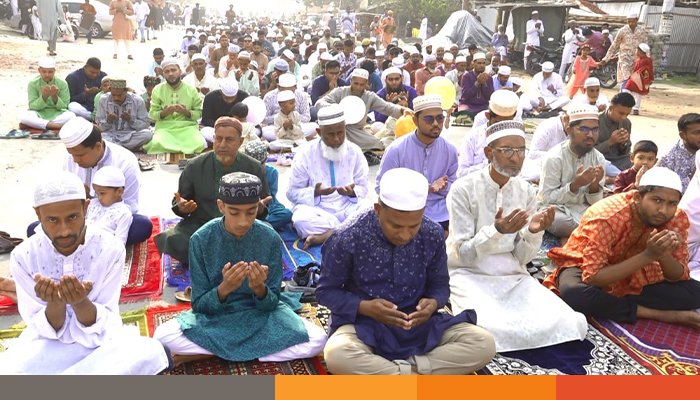 ঝিনাইদহে ঈদুল ফিতরের প্রধান জামাত অনুষ্ঠিত