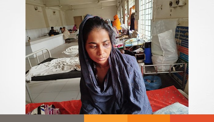 নেত্রকোণায় যৌতুক না পেয়ে গৃহবধূকে বেধড়ক পেটালেন স্বামী নেত্রকোণায় যৌতুক না পেয়ে গৃহবধূকে বেধড়ক পেটালেন স্বামী