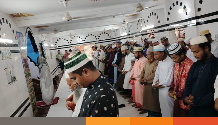 চাঁদ দেখার উপর ভিত্তি করে পটুয়াখালীর ২২ গ্রামে ঈদ উদযাপন