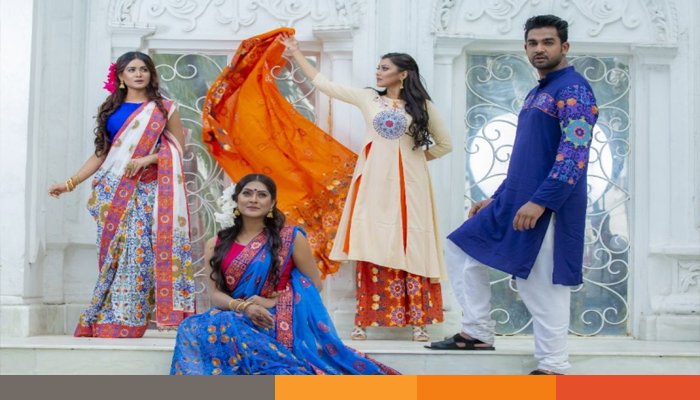 ঈদকে সামনে রেখে ব্যস্ত সময় পার করছেন টাঙ্গাইলের তাঁতীরা ঈদকে সামনে রেখে ব্যস্ত সময় পার করছেন টাঙ্গাইলের তাঁতীরা