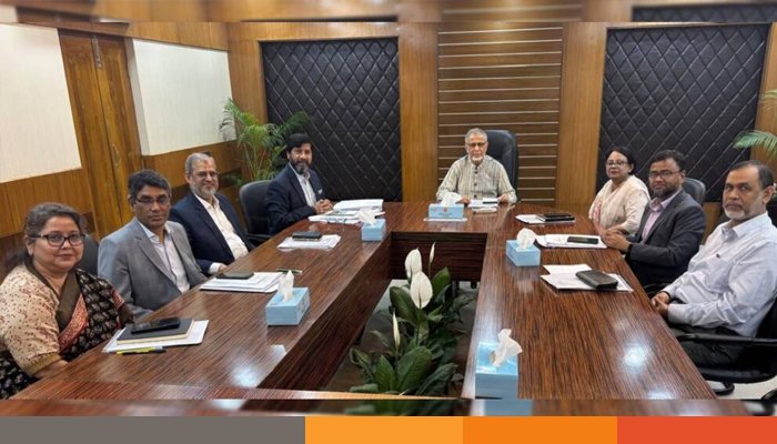 পুঁজিবাজারকে শক্তিশালী করতে গঠিত কমিটির প্রথম সভা অনুষ্ঠিত