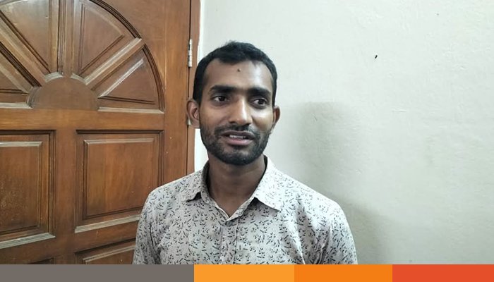 ঠাকুরগাঁওয়ে ১৩০টি অবৈধ ট্রেনের টি‌কিটসহ নৌ বাহিনীর সদস্য আটক